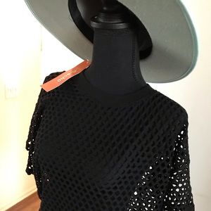 MER ECHO Black crop top size L